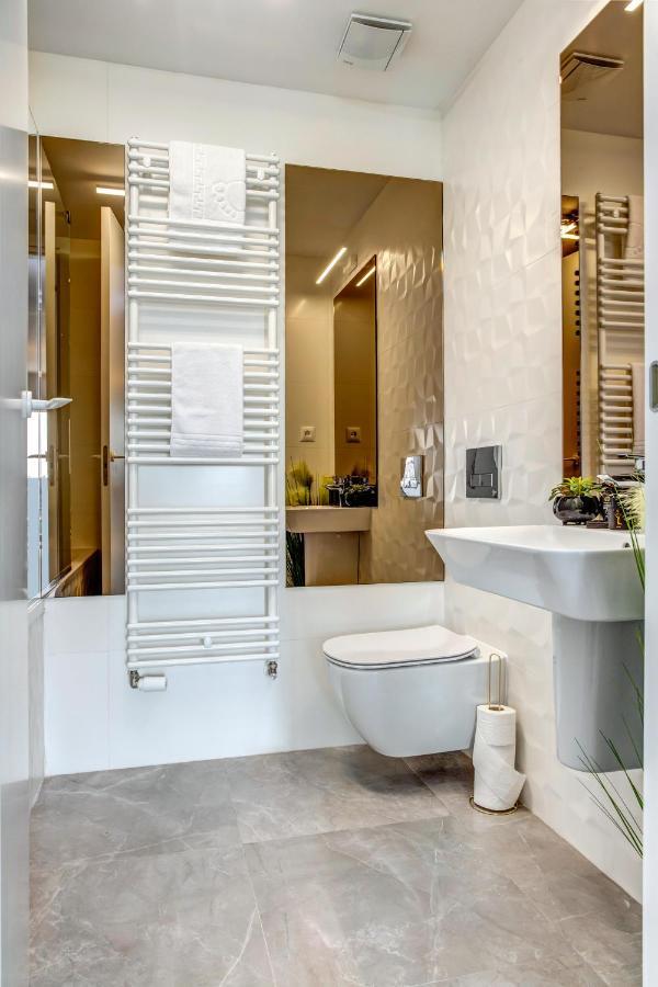 North Xclusive - Aviatiei Appartement Boekarest Buitenkant foto